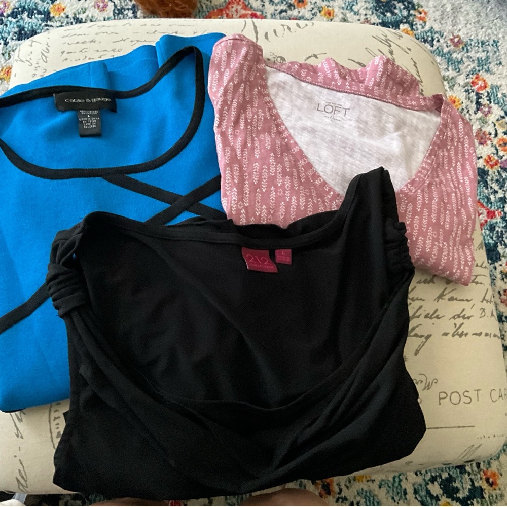 - **MYSTERY BOX BUNDLE** WOMENS CLOTHING ITEMS **3 ITEMS-SIZE LARGE-